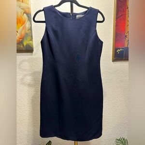 Collectibles petite sophisticate sleeveless navy midi dress size 6